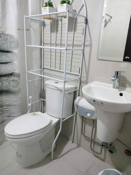 Cubao Manhattanheights U24B Td Apartment Manila Bagian luar foto